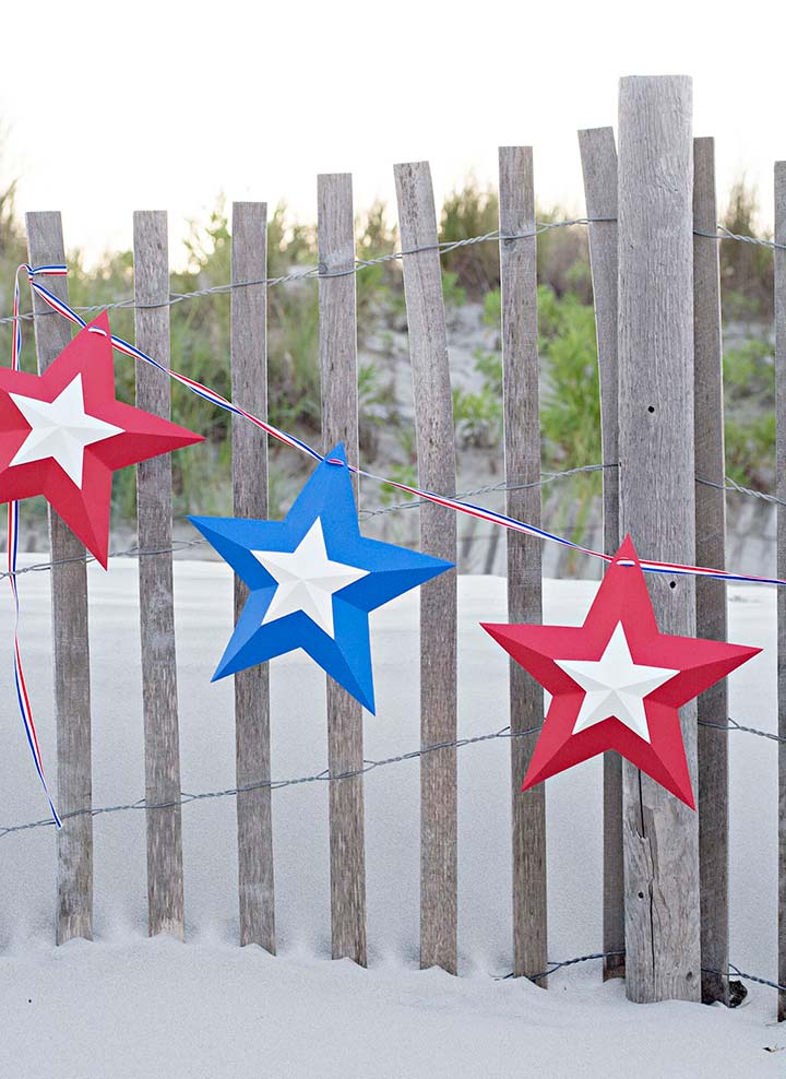 DIY 4th of July Outdoor Decorations • The Yard Glove