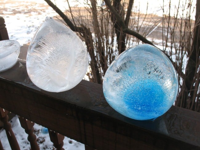 7 Brrr-ific Outside Crafts with Ice Lanterns, Luminaries & Further! • The Yard Glove